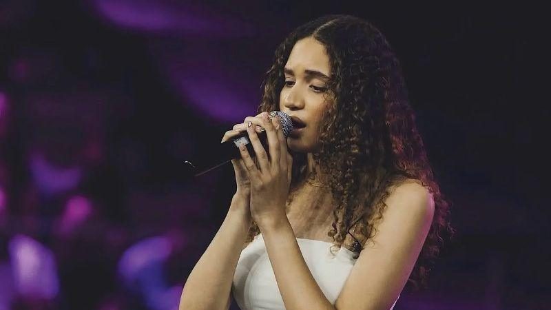 Da Desenzano Sound a X Factor: Martina Alía Cerutti conquista i giudici con quattro sì