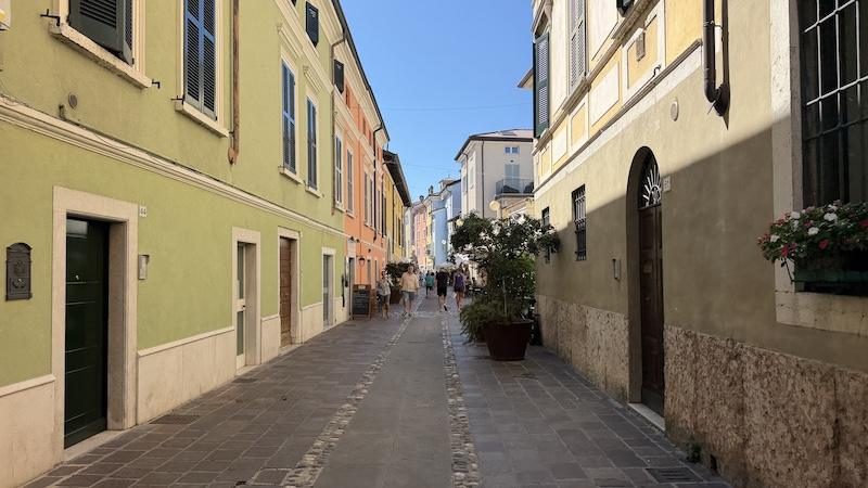 centro pedonale desenzano - Italia e Grecia, il Risorgimento sfila nel cuore di Desenzano del Garda